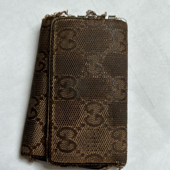 Authentic Gucci Canvas Key Pouch - Picture 1 of 8